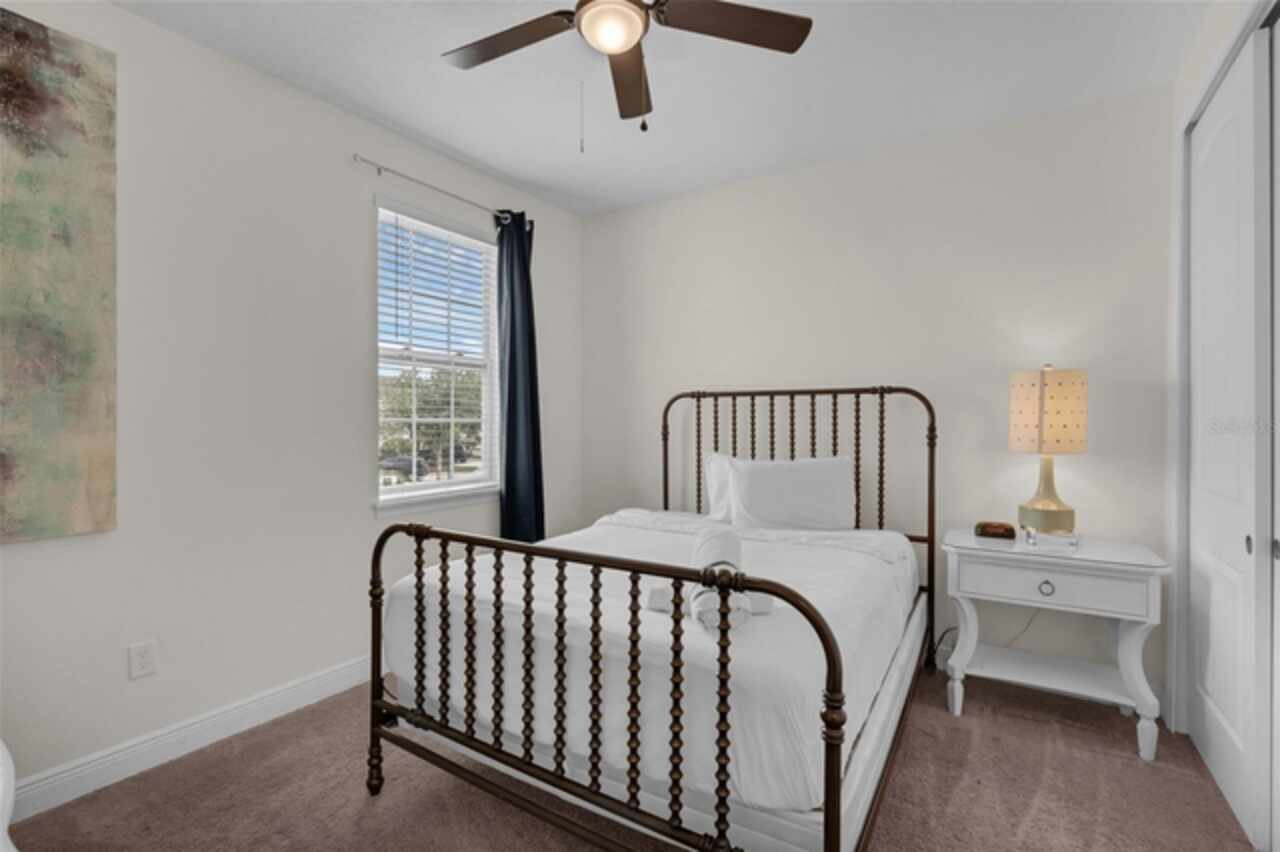 Listing Photo 15