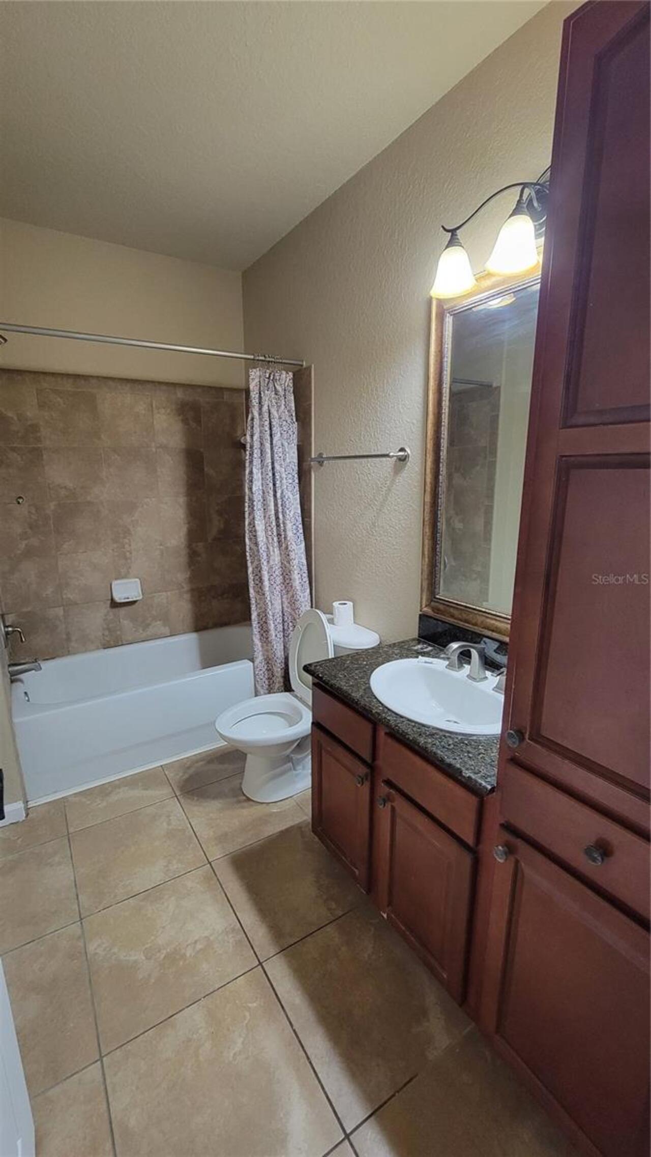Listing Photo 14