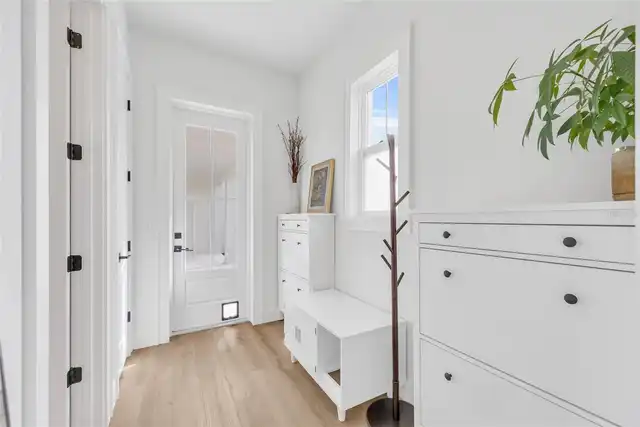 Listing Photo 15