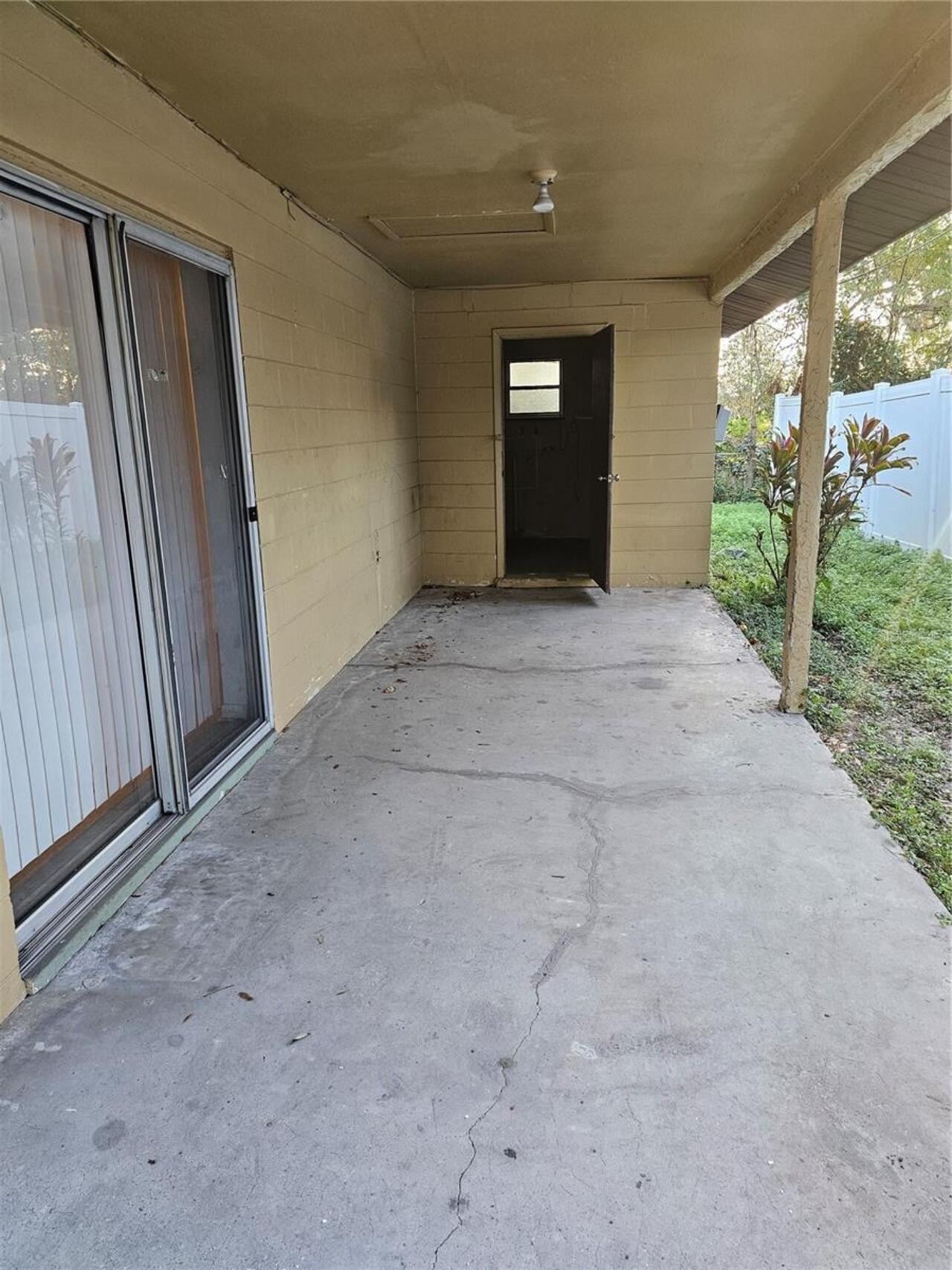 Listing Photo 12