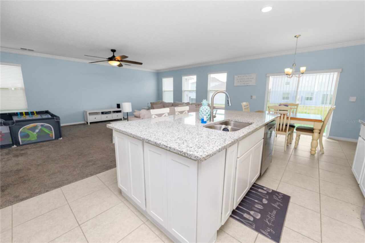 Listing Photo 16