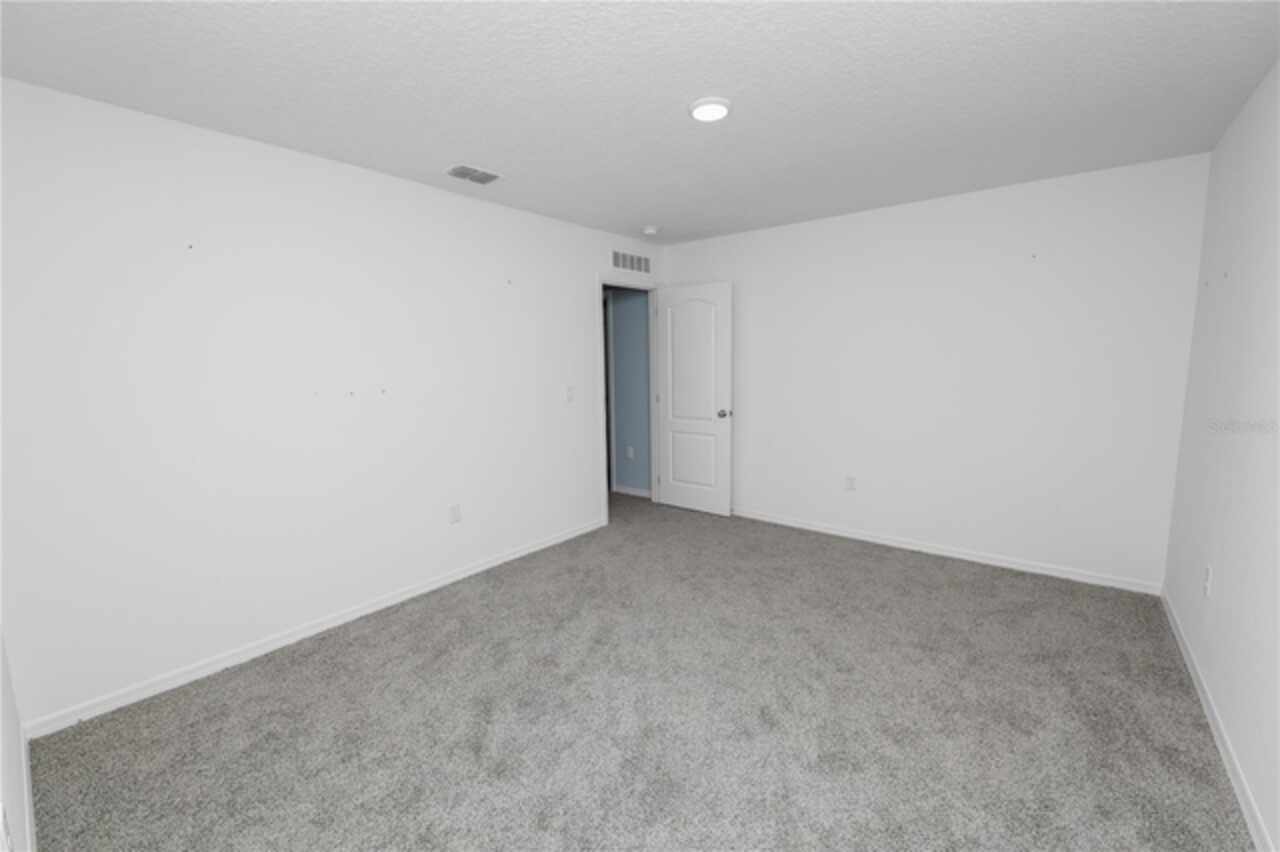 Listing Photo 35