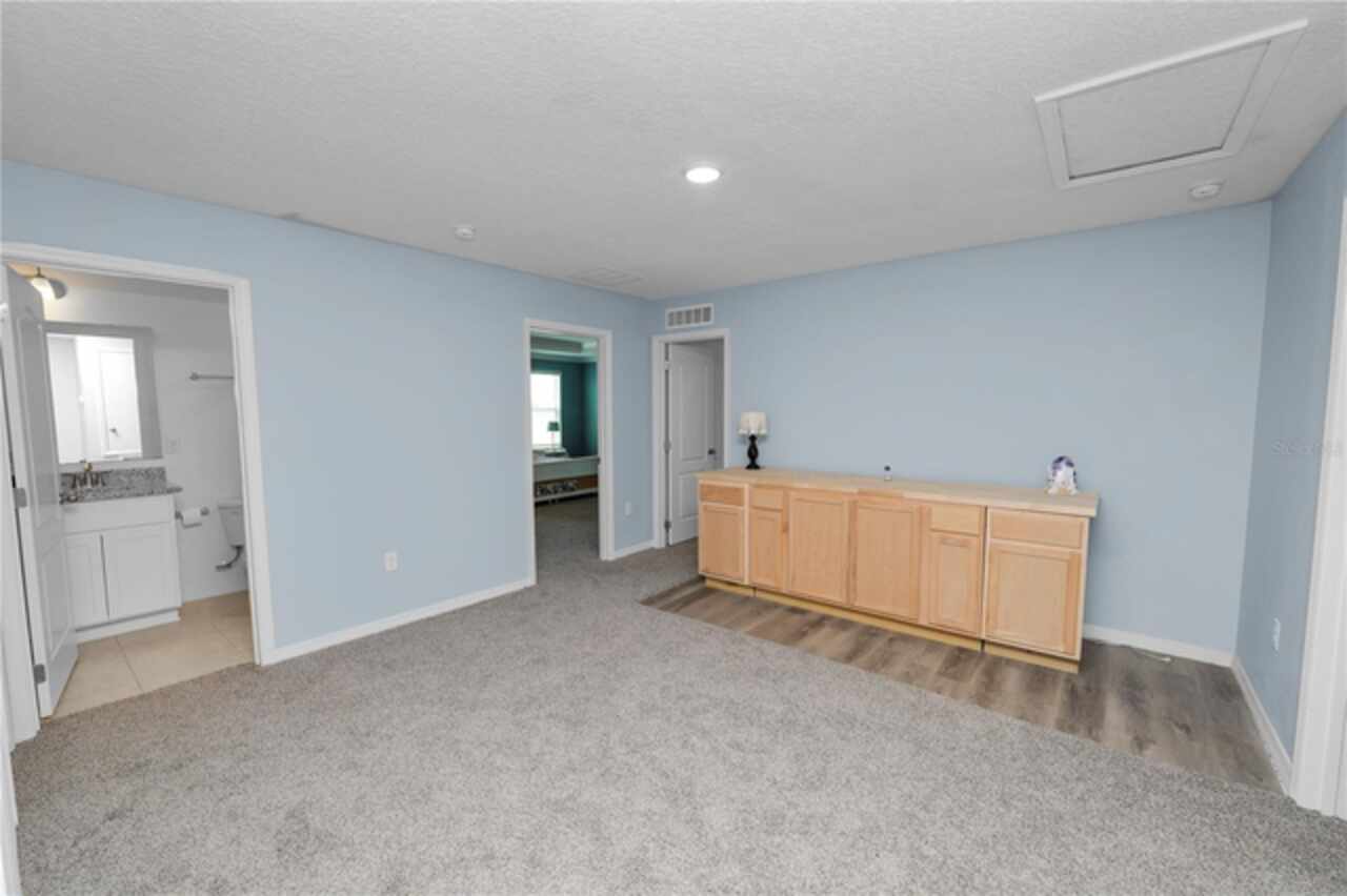 Listing Photo 42