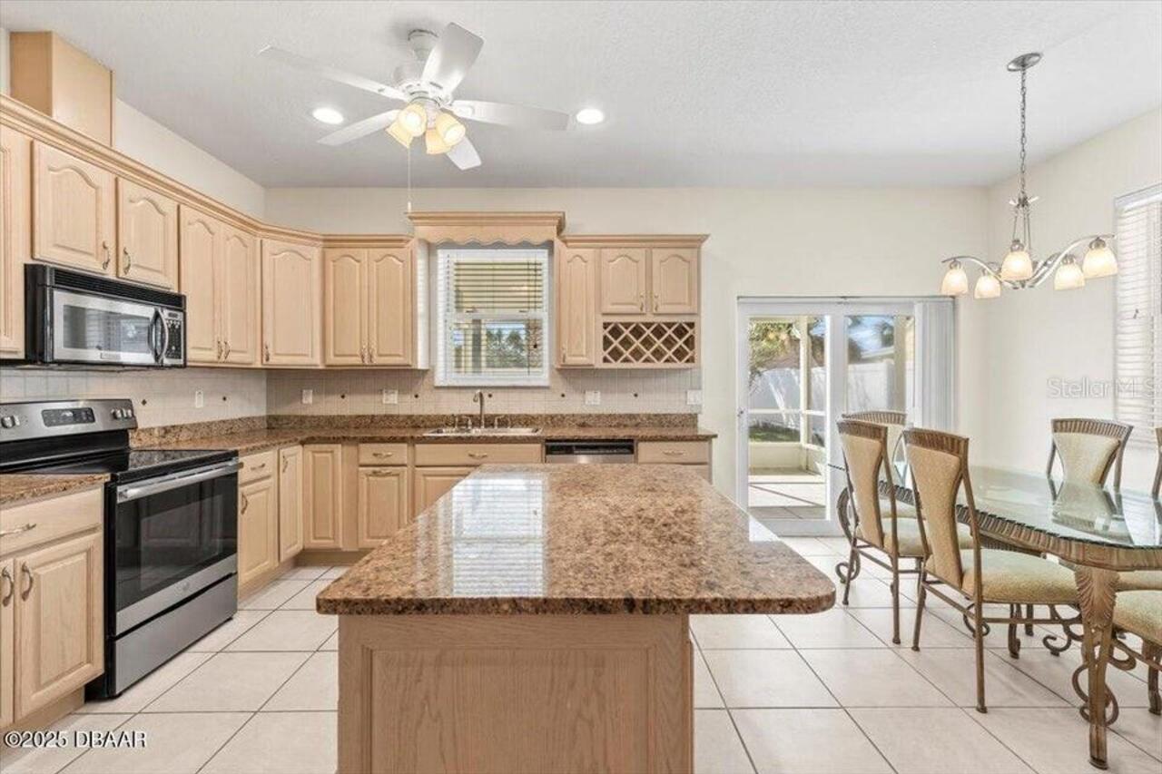 Listing Photo 15