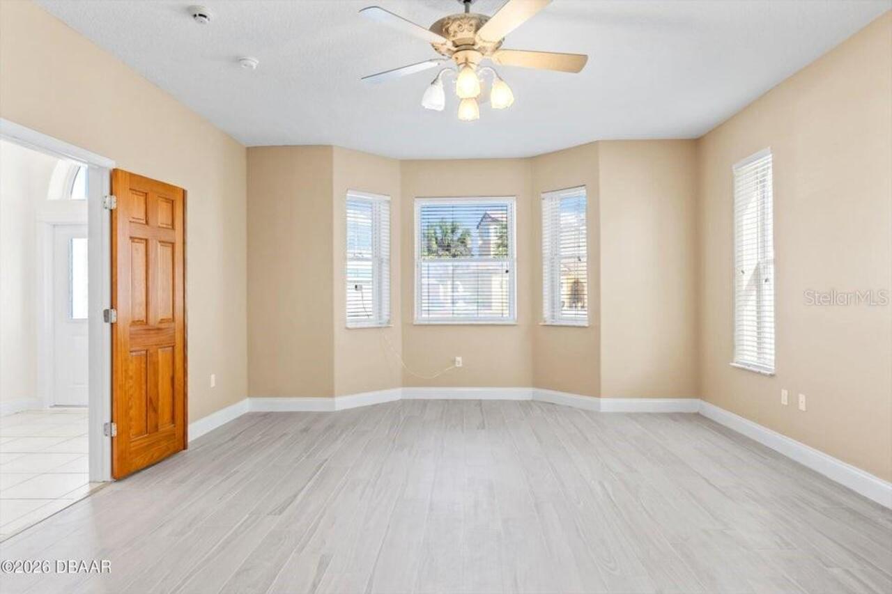 Listing Photo 19
