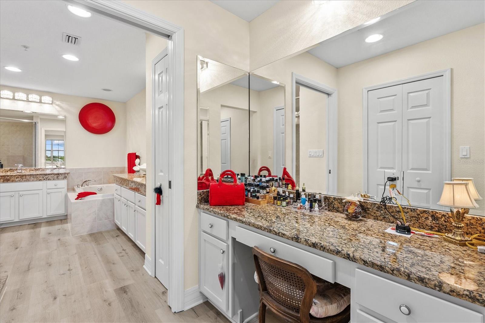 Listing Photo 18