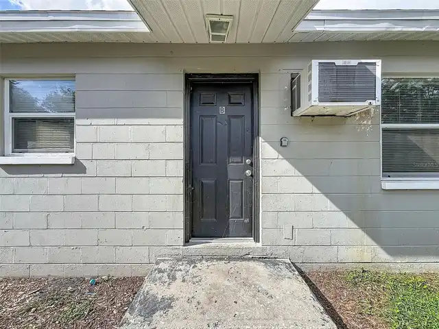 Listing Photo 9