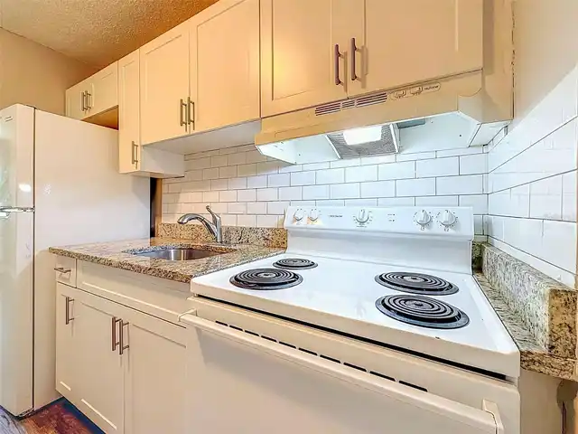 Listing Photo 13