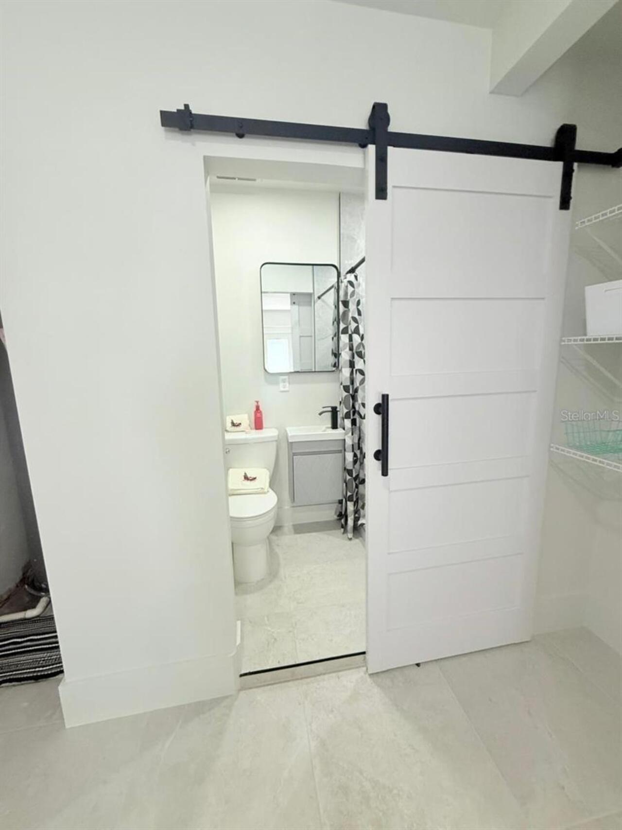 Listing Photo 10