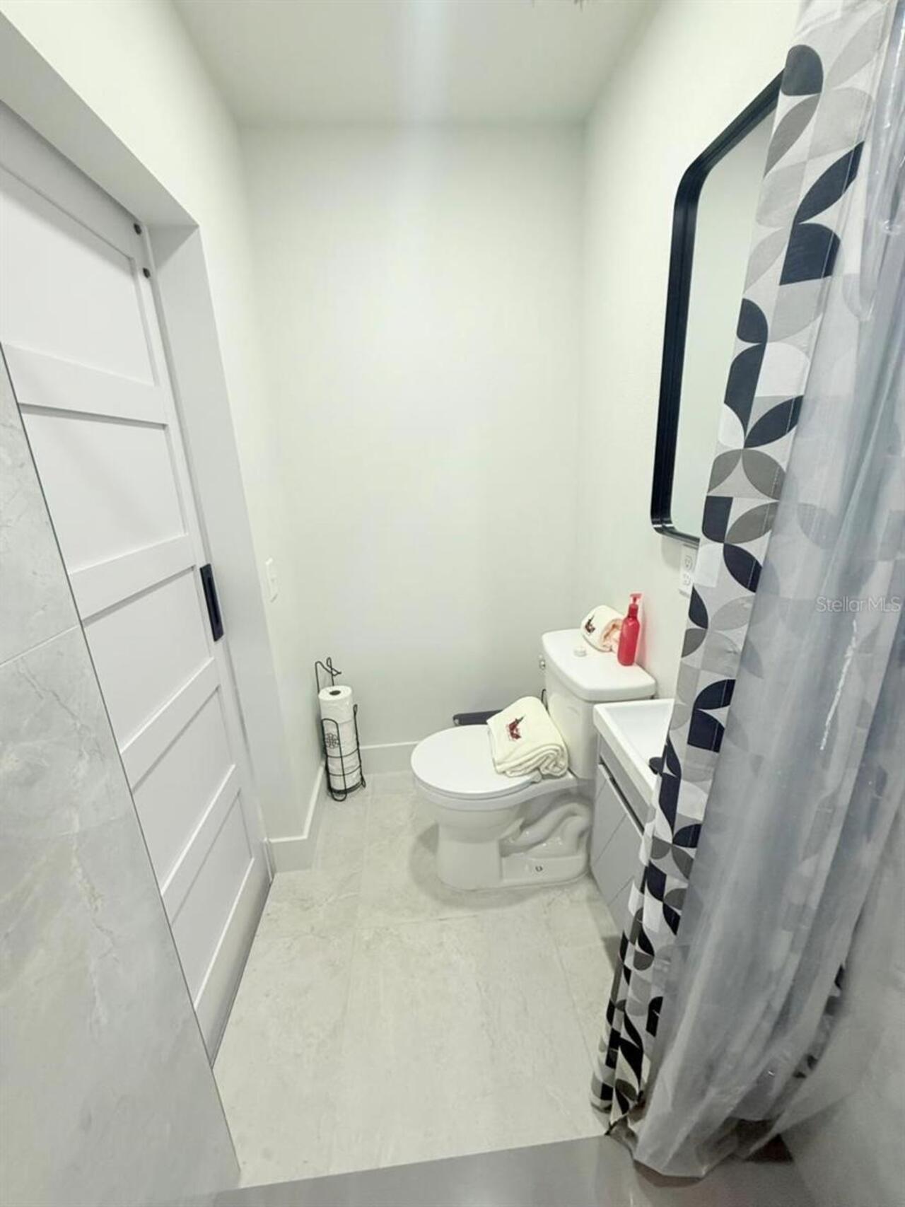 Listing Photo 12