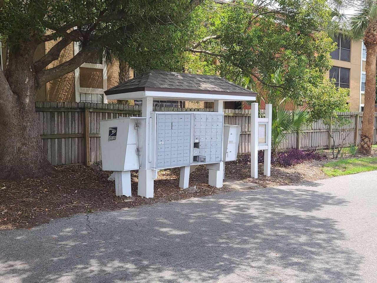 Listing Photo 17