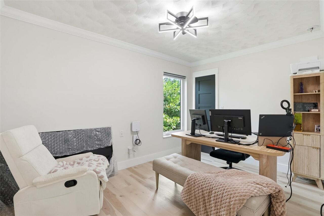 Listing Photo 19