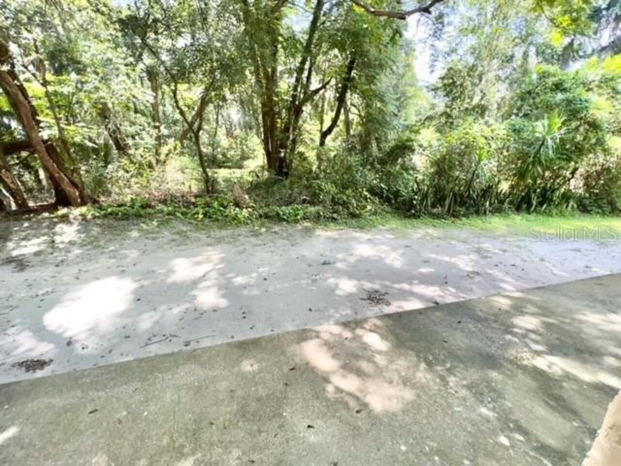 Listing Photo 9