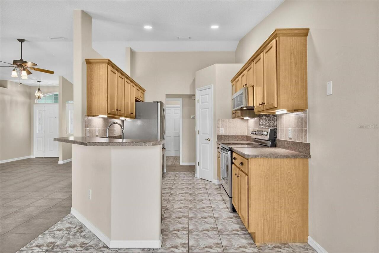 Listing Photo 16
