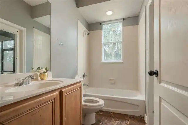 Listing Photo 28