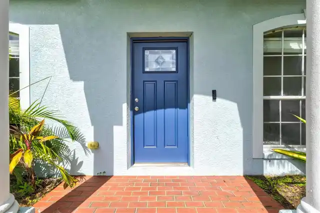 Listing Photo 10