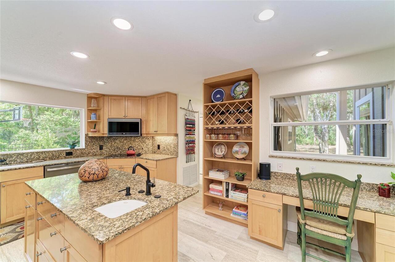 Listing Photo 18