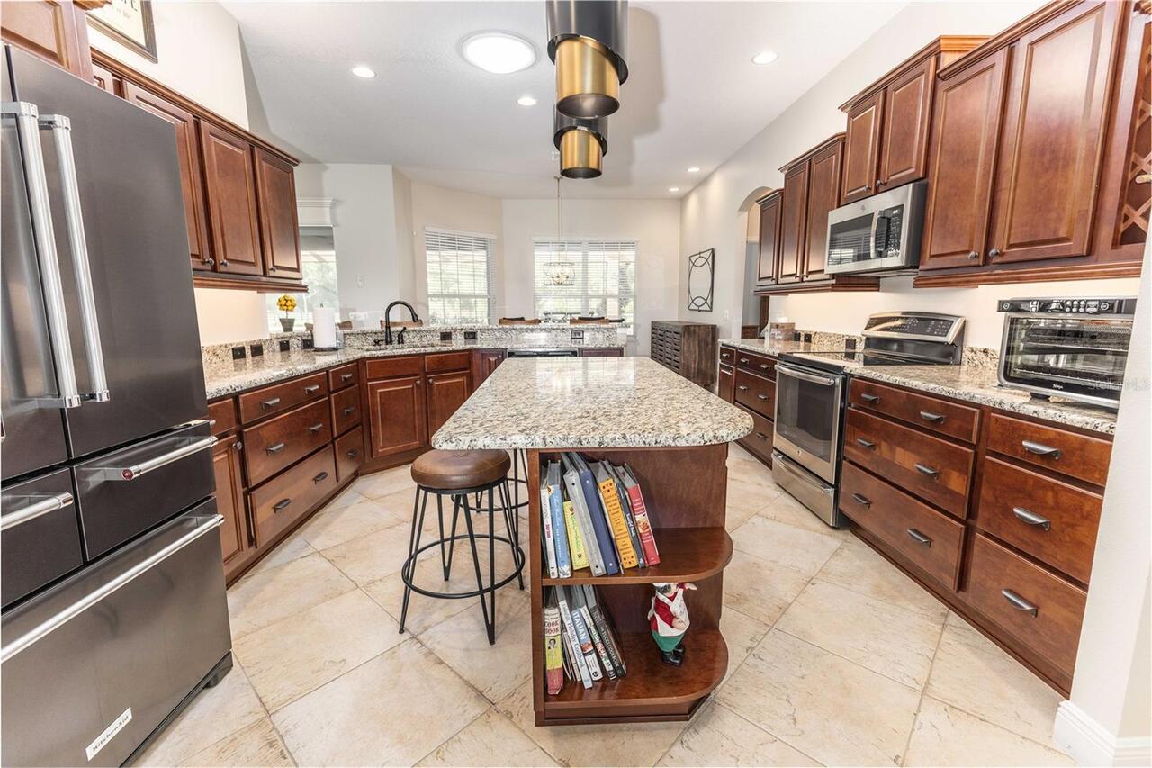 Listing Photo 17