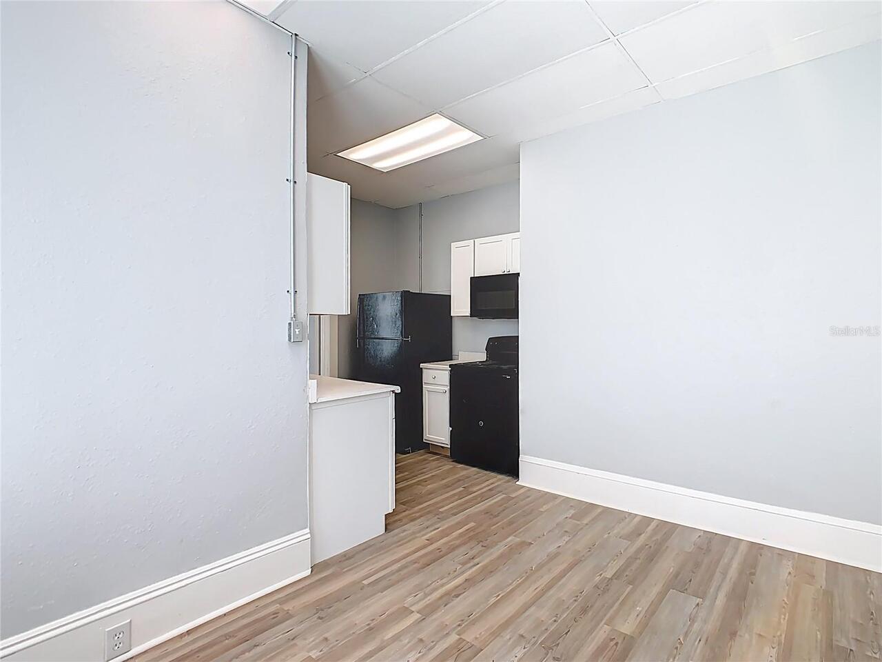 Listing Photo 23