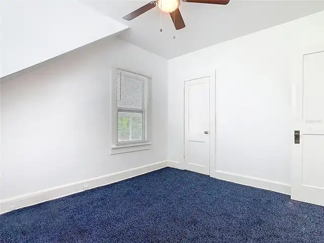 Listing Photo 16