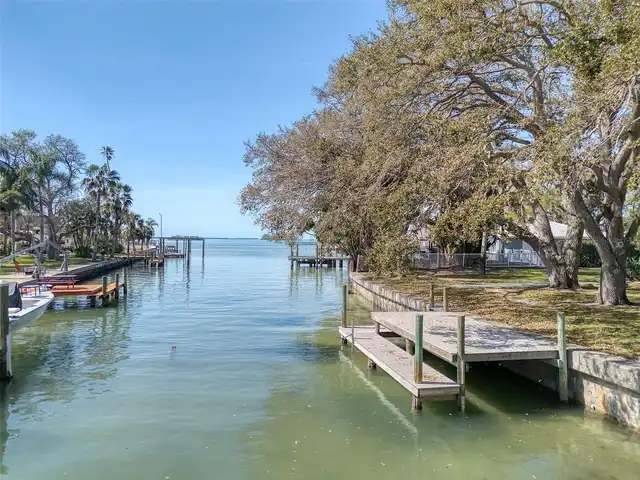 Listing Photo 16