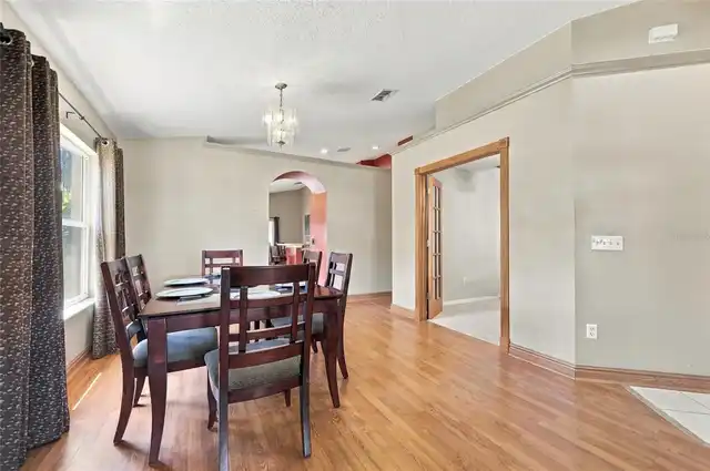 Listing Photo 6