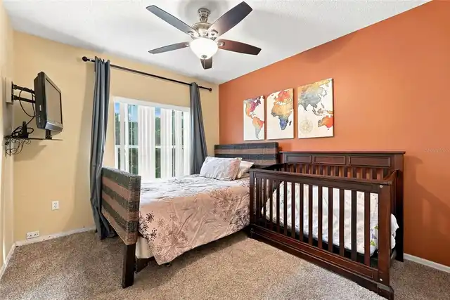 Listing Photo 14