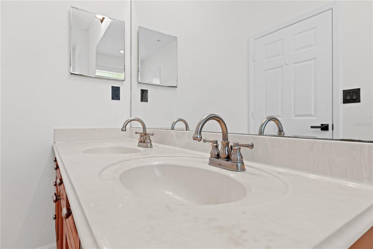 Listing Photo 24
