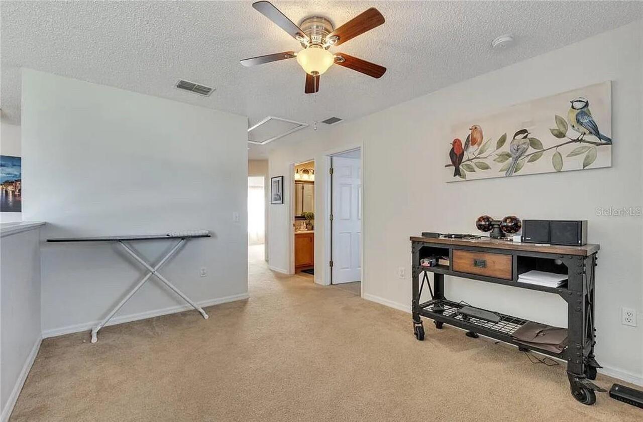 Listing Photo 17