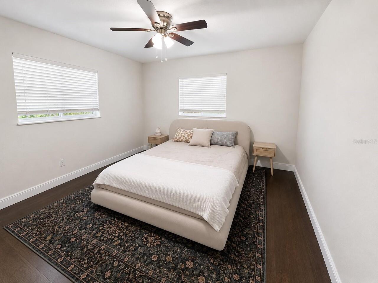 Listing Photo 12