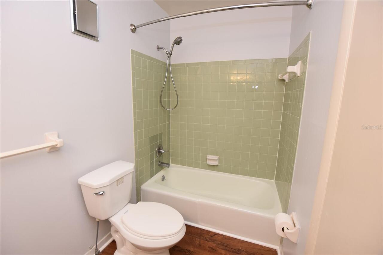 Listing Photo 24