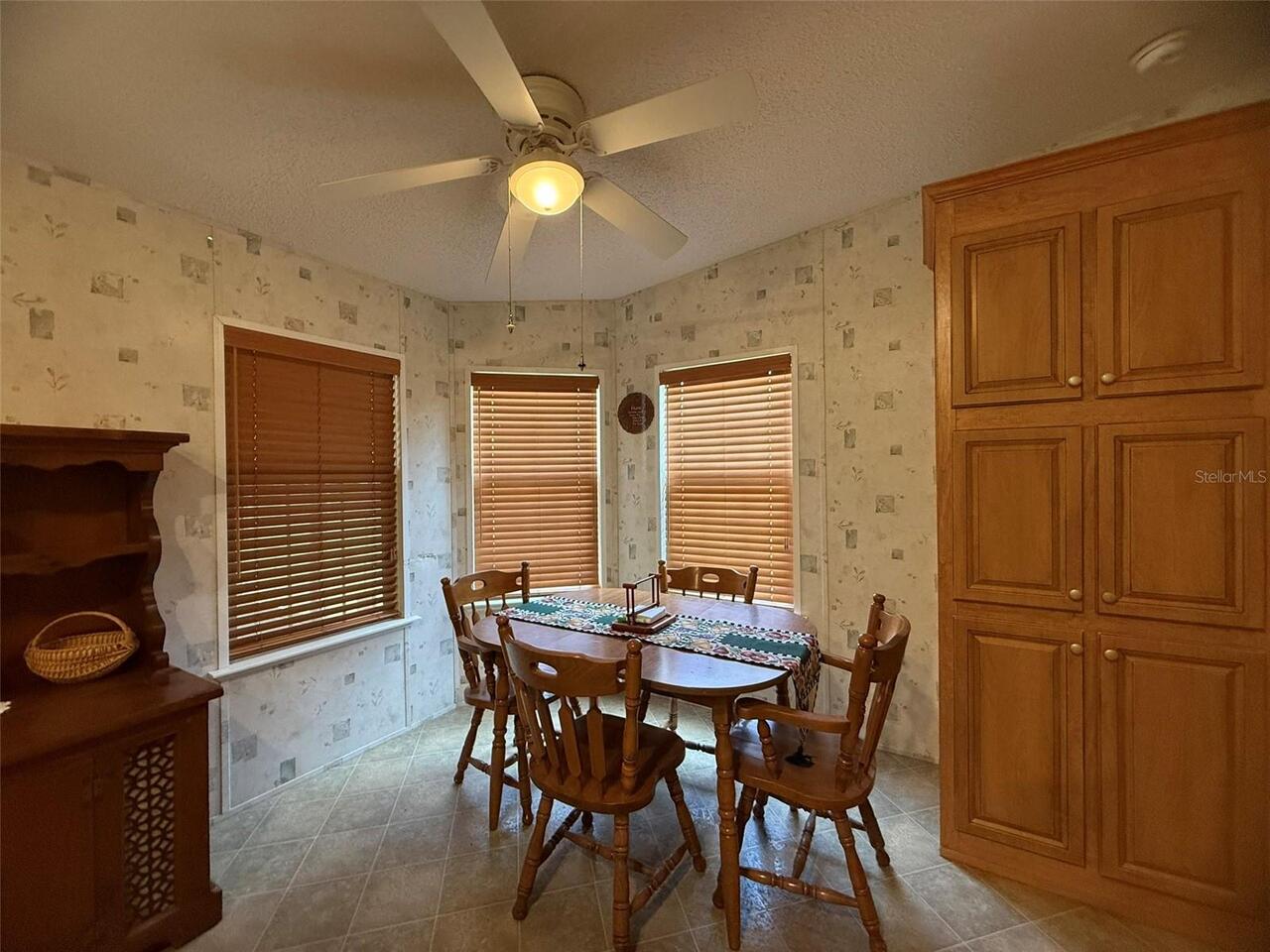 Listing Photo 9