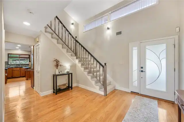 Listing Photo 7