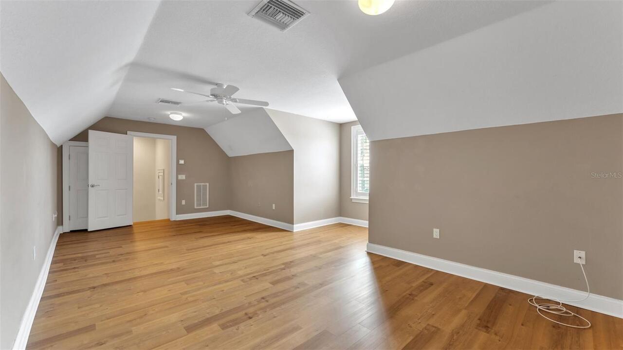 Listing Photo 52