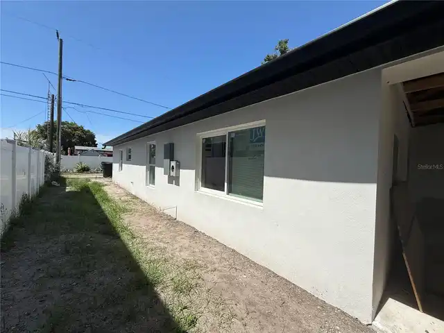 Listing Photo 9