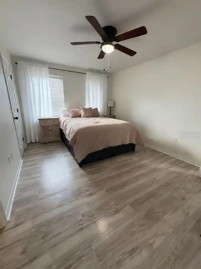 Listing Photo 14