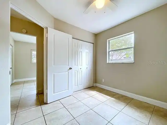 Listing Photo 12