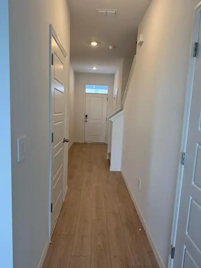 Listing Photo 11