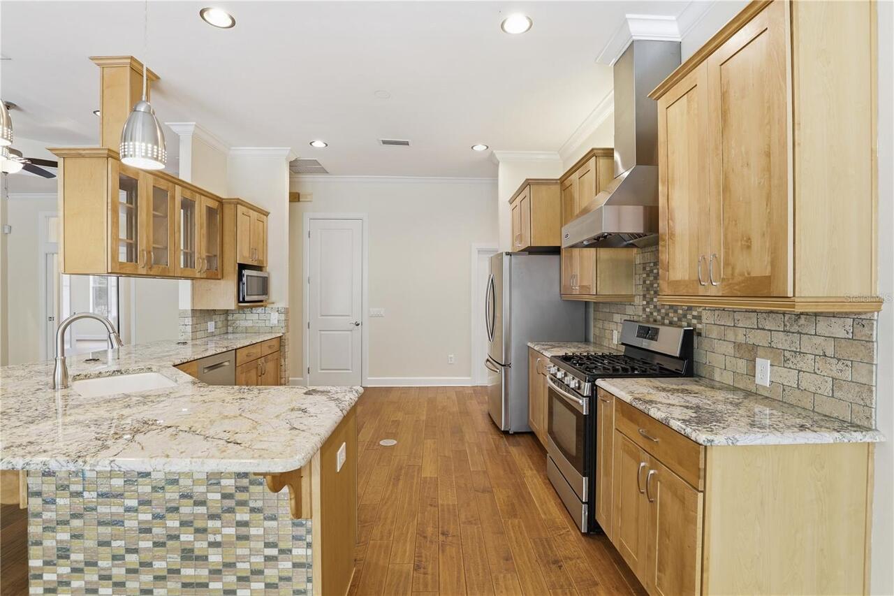 Listing Photo 18