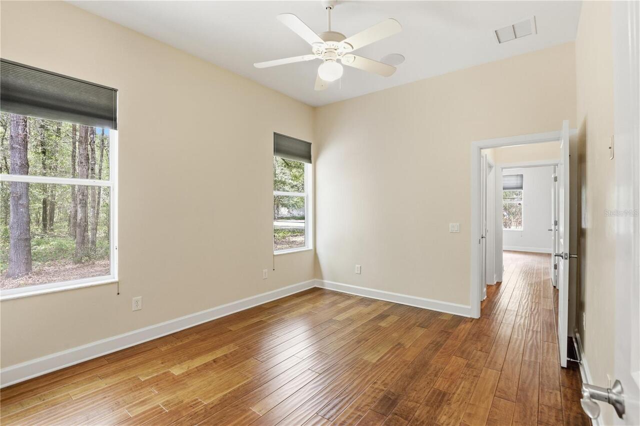 Listing Photo 42