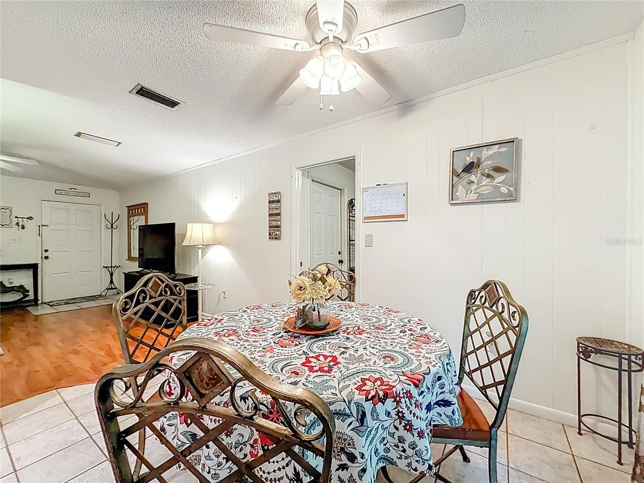 Listing Photo 10