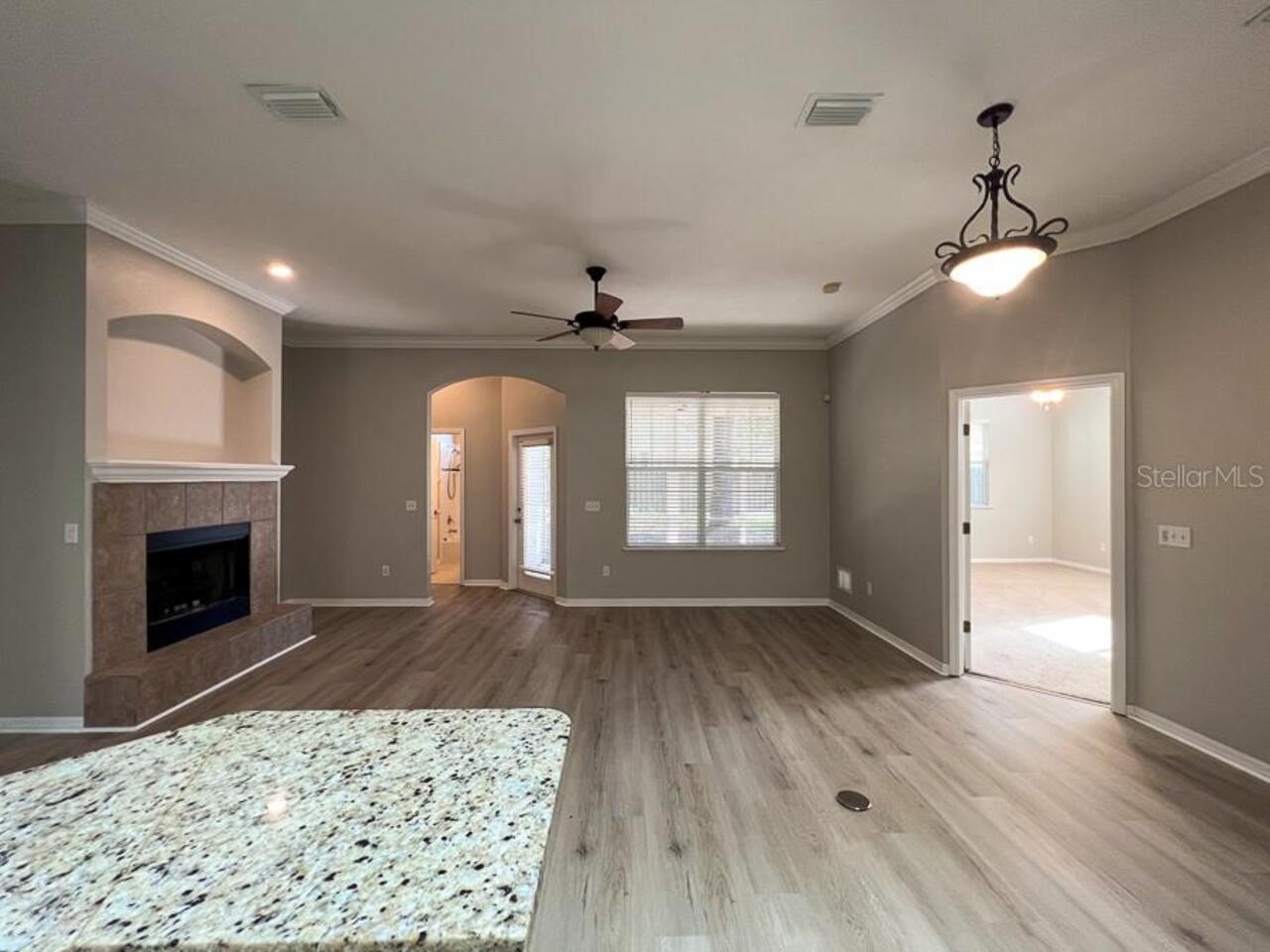 Listing Photo 7