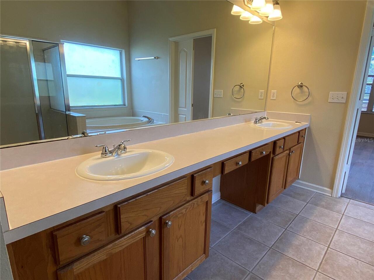 Listing Photo 28