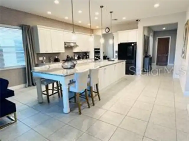 Listing Photo 14