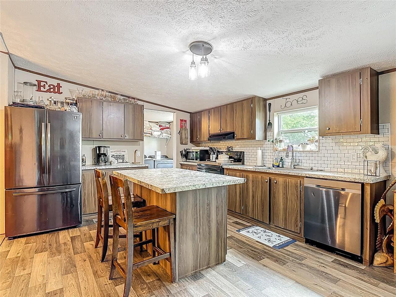 Listing Photo 18