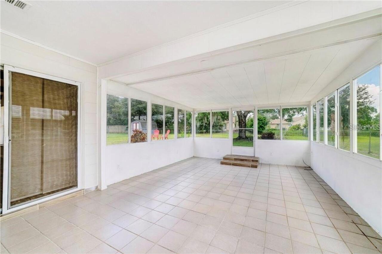 Listing Photo 8