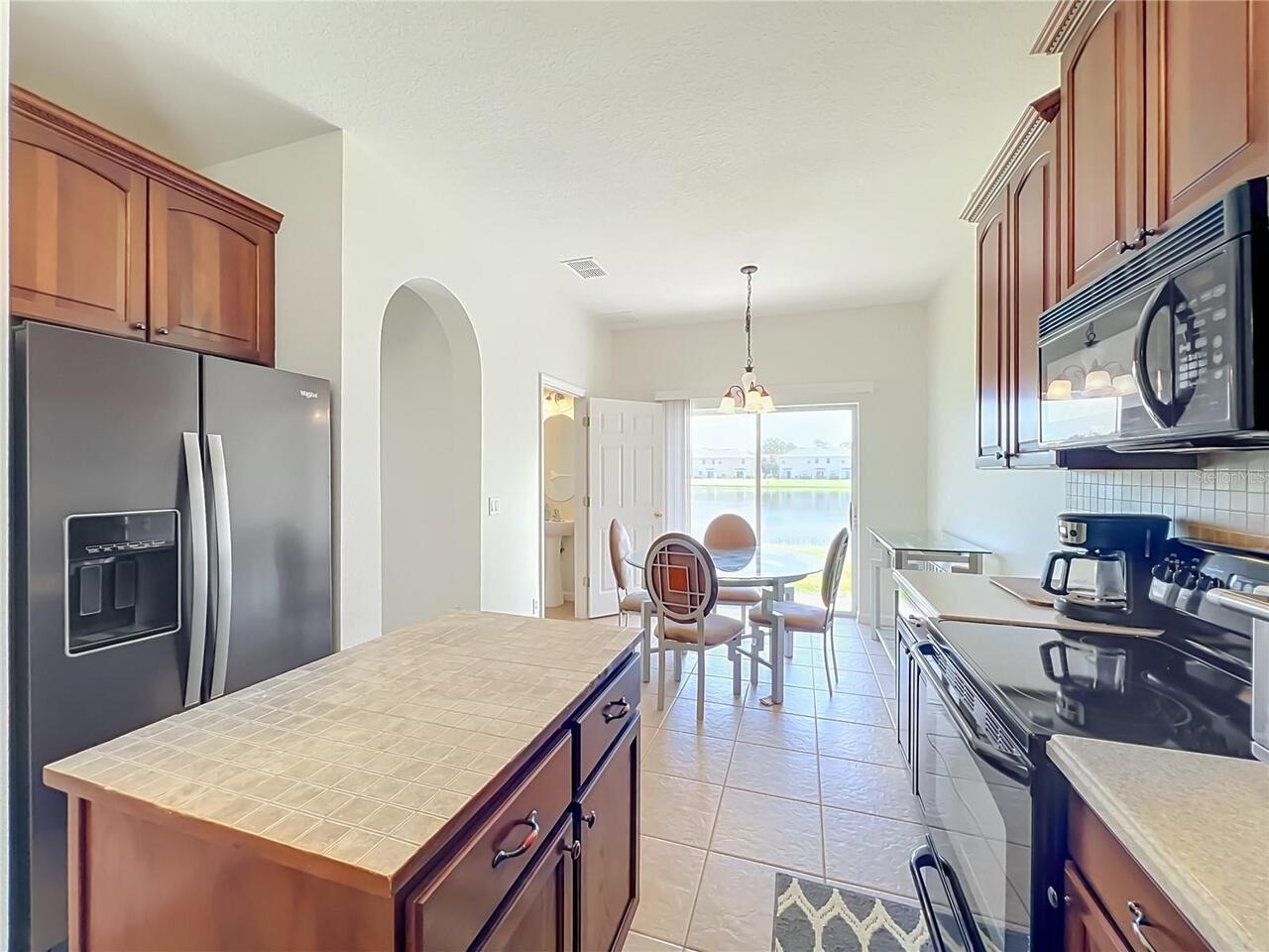 Listing Photo 17