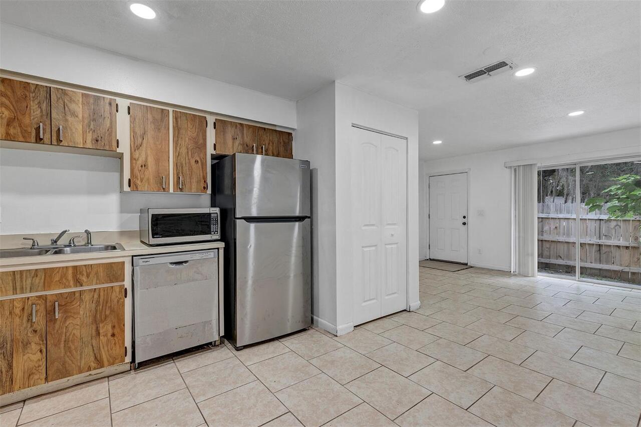 Listing Photo 7
