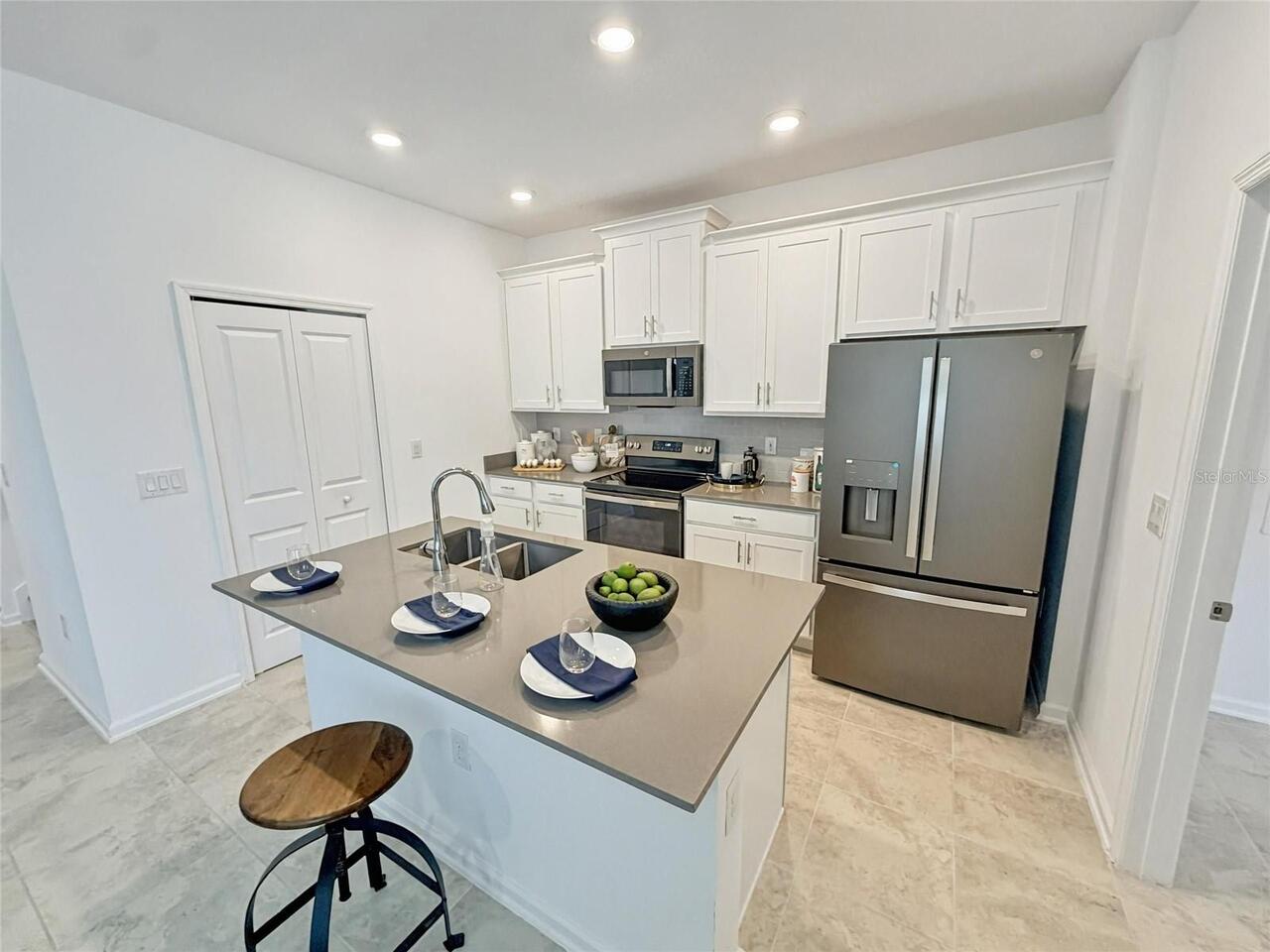 Listing Photo 6