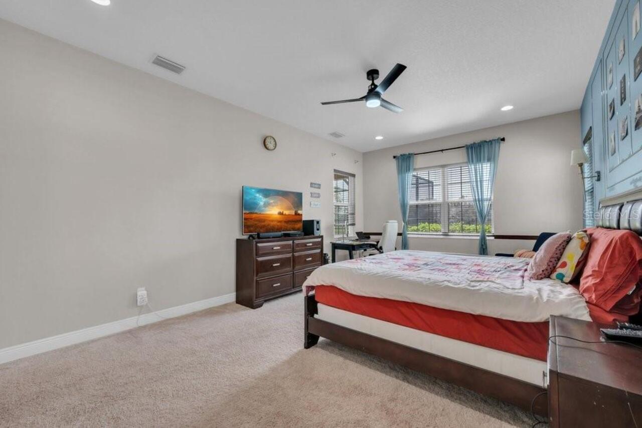 Listing Photo 20